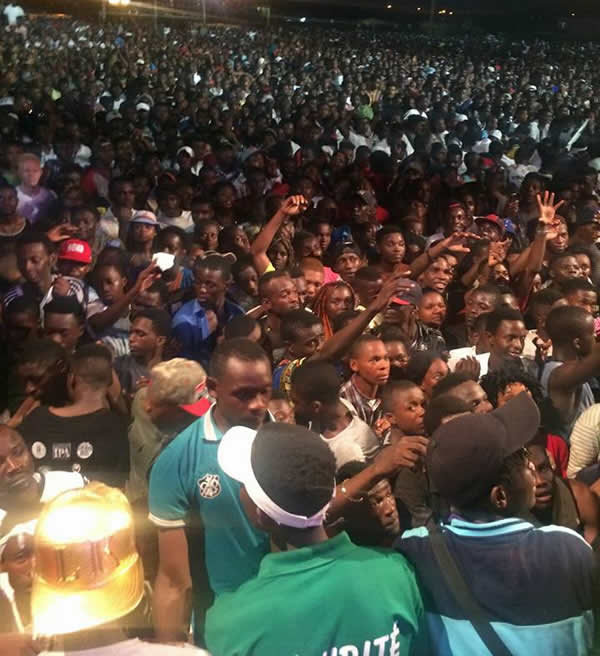 Guru in Gabon crowd