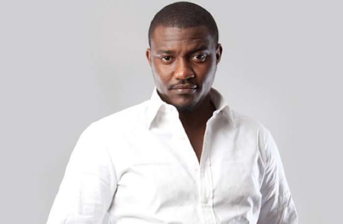 JOHN DUMELO REACTS AFTER FAN ASKED WHEN HE WILL FORM HIS OWN POLITICAL PARTY